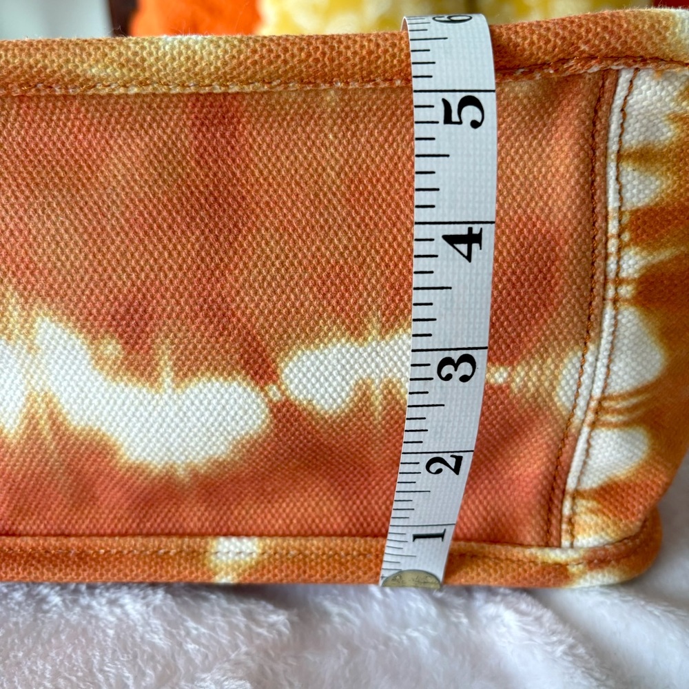 VINCE CAMUTO Orla Large Tie-Dye Canvas Structured Tote Handbag--NWT - Picture 14 of 14